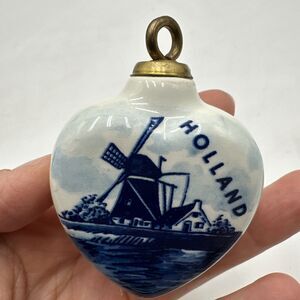 Blue Delft Christmas Ornament Hand Painted Holland Rare Heart Shape Floral 2.5”